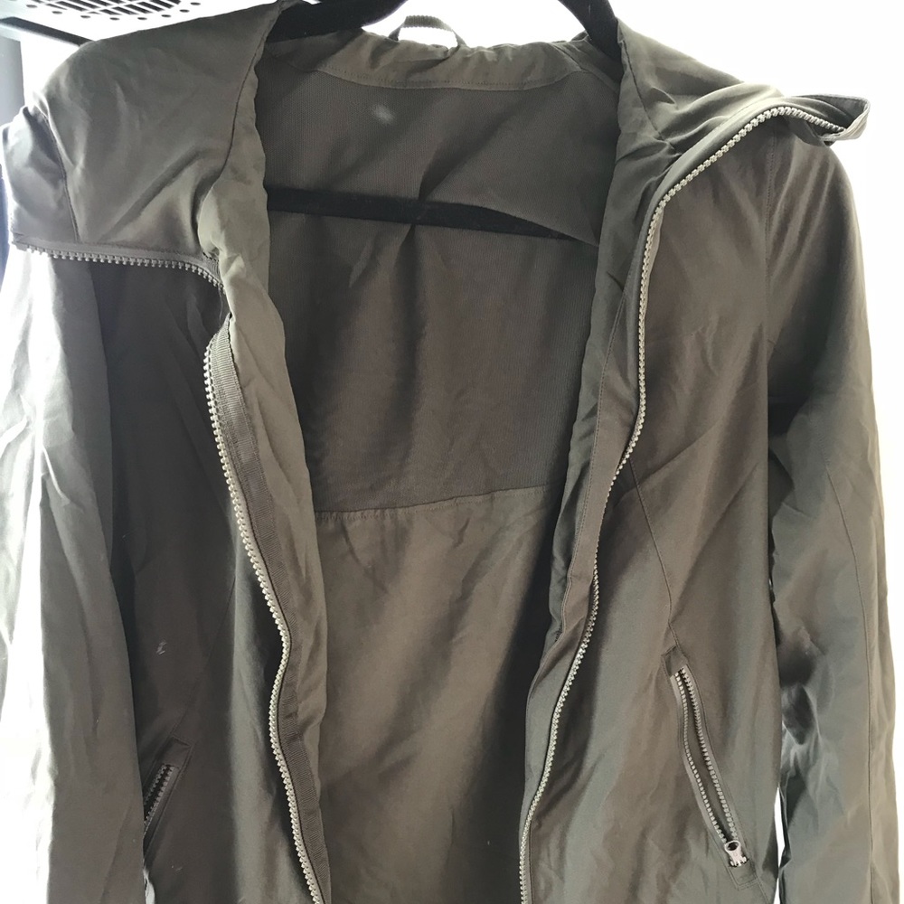 Lululemon rain jacket